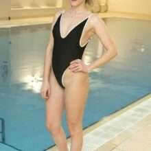 Nicole Bernadocchi en maillot de bain