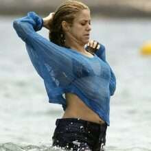 Shakira en bikini