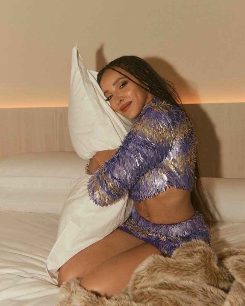 Les photos sexy de Tinashe