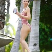 Katharine McPhee en maillot de bain à Hawaii