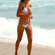 Kelly Bensimon en bikini