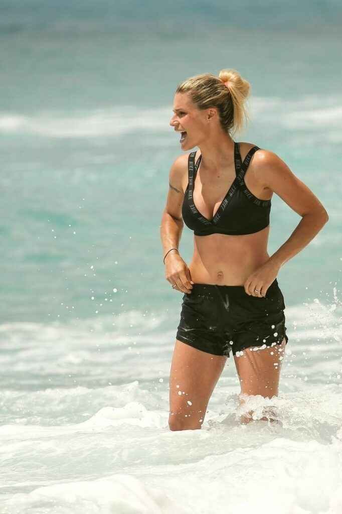 Michelle Hunziker en bikini