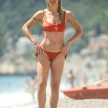 Michelle Hunziker en bikini à Varigotti