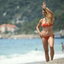 Michelle Hunziker en bikini à Varigotti