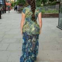 Demi Rose exhibe ses gros seins à Londres