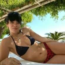 Lily Allen en bikini à Capri