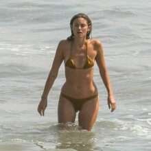 Caroline d'Amore en bikini à Malibu