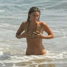 Caroline d'Amore en bikini à Malibu