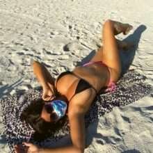 Claudia Romani exhibe ses fesses à Miami