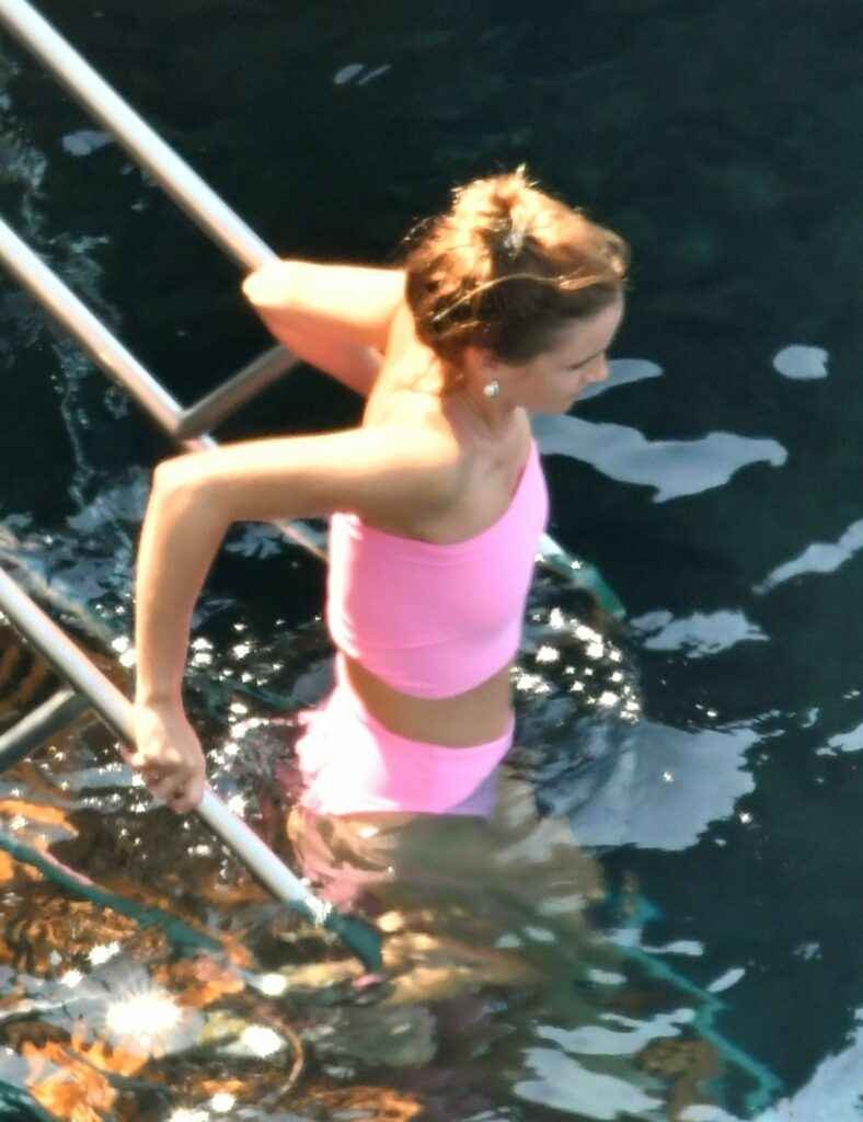 Emma Watson en bikini à Positano