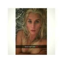 Sofia Jakobsson nue, les photos intimes