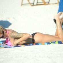Reagan Lush en bikini à Miami Beach