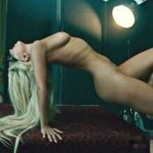 Lady Gaga nue