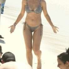 Lisa Hyde en bikini