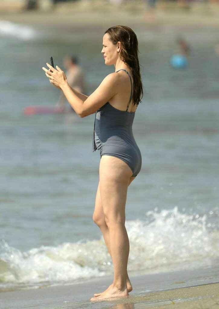 Jennifer Garner en maillot de bain à Malibu