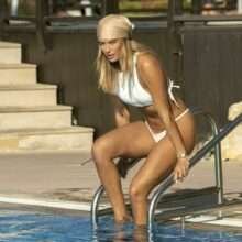 Arabella Chi en bikini à Dubaï