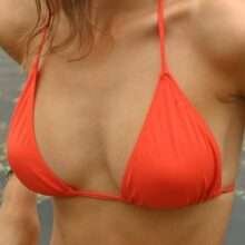 Emily Feld en bikini et autres photos sexy