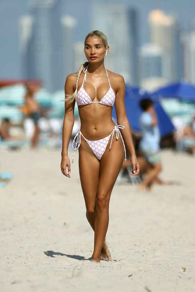 Pia Mia Perez en bikini à Miami