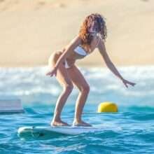 Sarah Hyland en bikini à Cabo San Luca