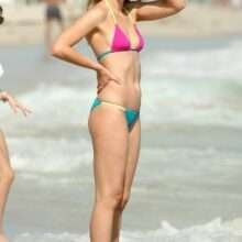 Anne Vyalitsyna en bikini à Miami