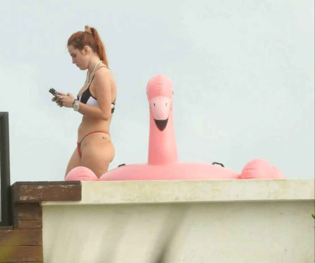 Bella Thorne en bikini à Tulum