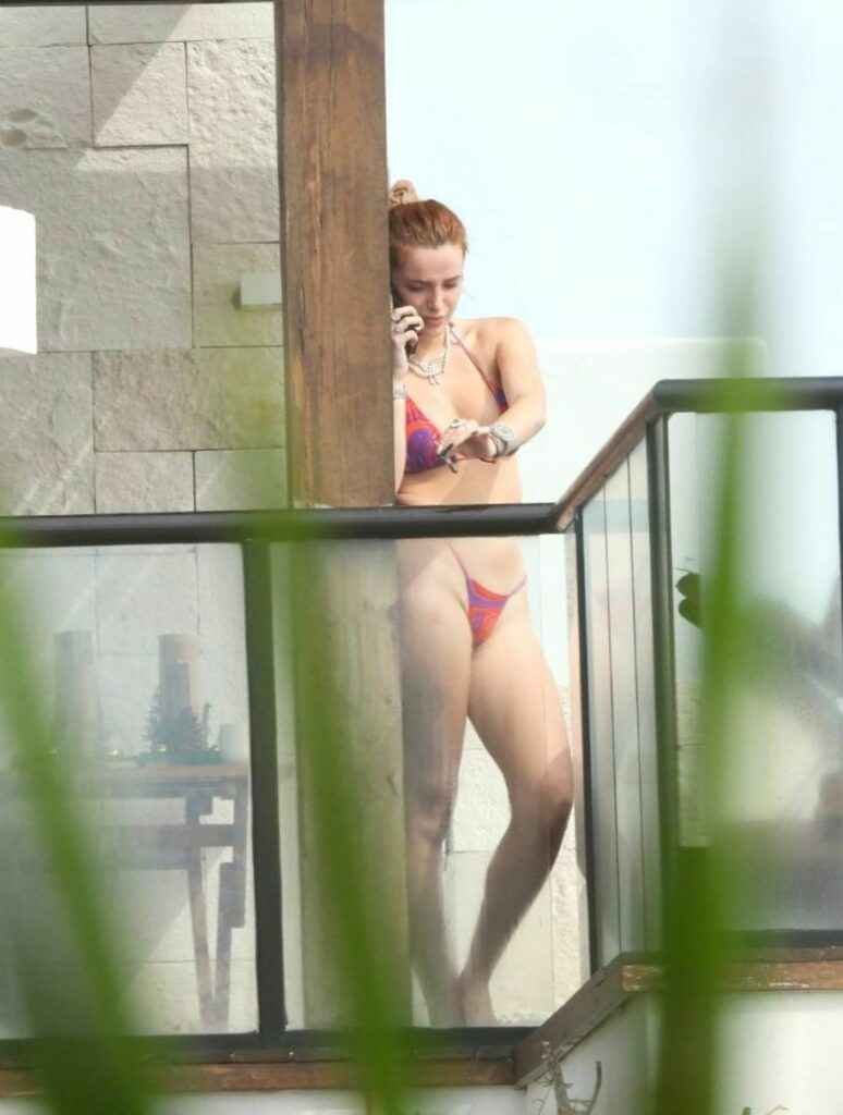 Bella Thorne en bikini à Tulum