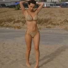 Iva Kovacevic en bikini à Los Angeles