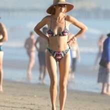 Kelly Rohrbach en bikini à Santa Monica
