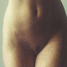 Caitriona Balfe en lingerie sexy... et nue !