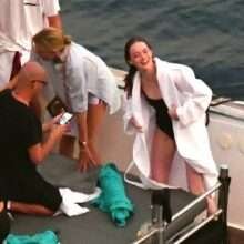 Emma Stone en maillot de bain à Capri