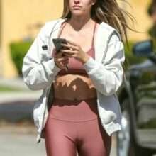 Amelia Hamlin en leggings à West Hollywood