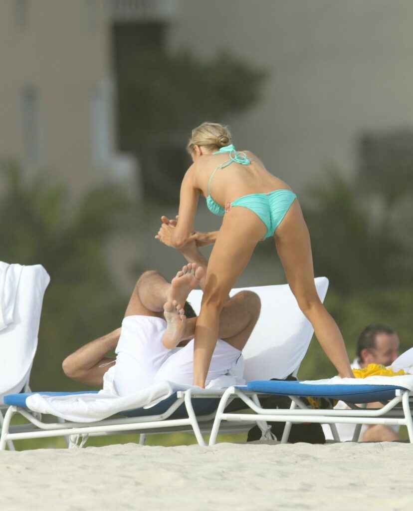 Joanna Krupa en bikini
