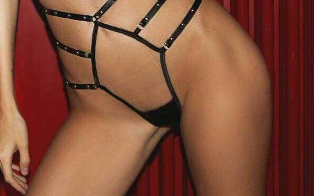 Anastasiya Scheglova en lingerie sexy