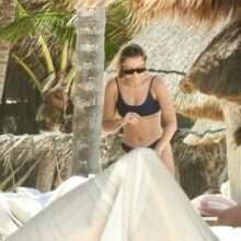 Brandi Cyrus en bikini au Mexique