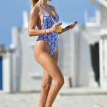 Kimberley Garner en maillot de bain à Miami Beach