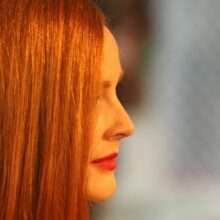 Ana Polvorosa sans soutien-gorge au Festival du Film de Malaga