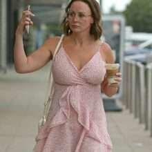 Chanelle Hayes balade ses gros seins à Wakefield