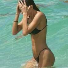 Debbie Saint-Pierre en bikini à Miami