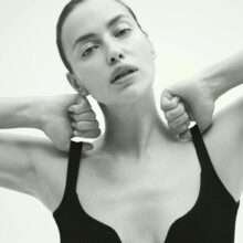 Irina Shayk sexy pour Tamara Mellon