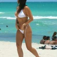 Jehona Dreshaj en bikini à Miami