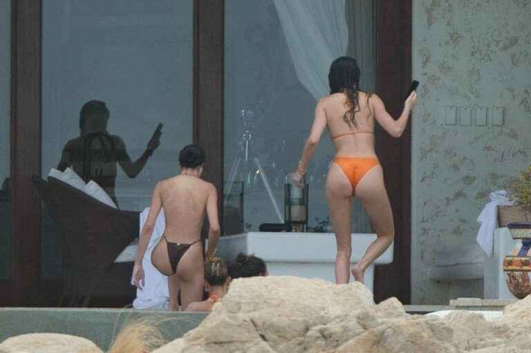 Kendall Jenner et Hailey Baldwin prennent du bon temps en bikini