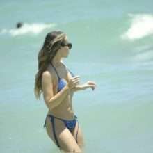 Lisa Opie en bikini