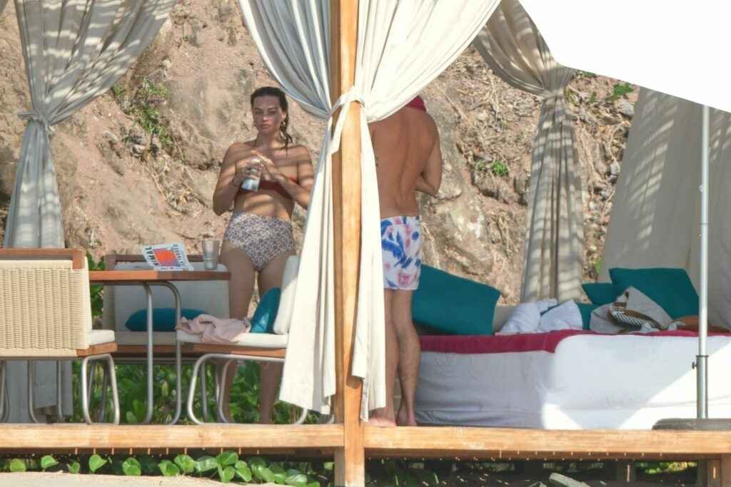 Margot Robbie en bikini à Puerto Vallarta