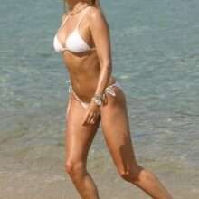 Sylvie Meis en bikini à Saint-tropez
