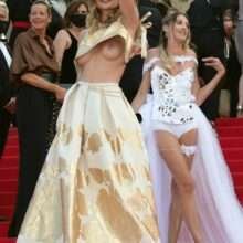 Qui est cette belle inconnue qui exhibe ses seins au Festival de Cannes ?