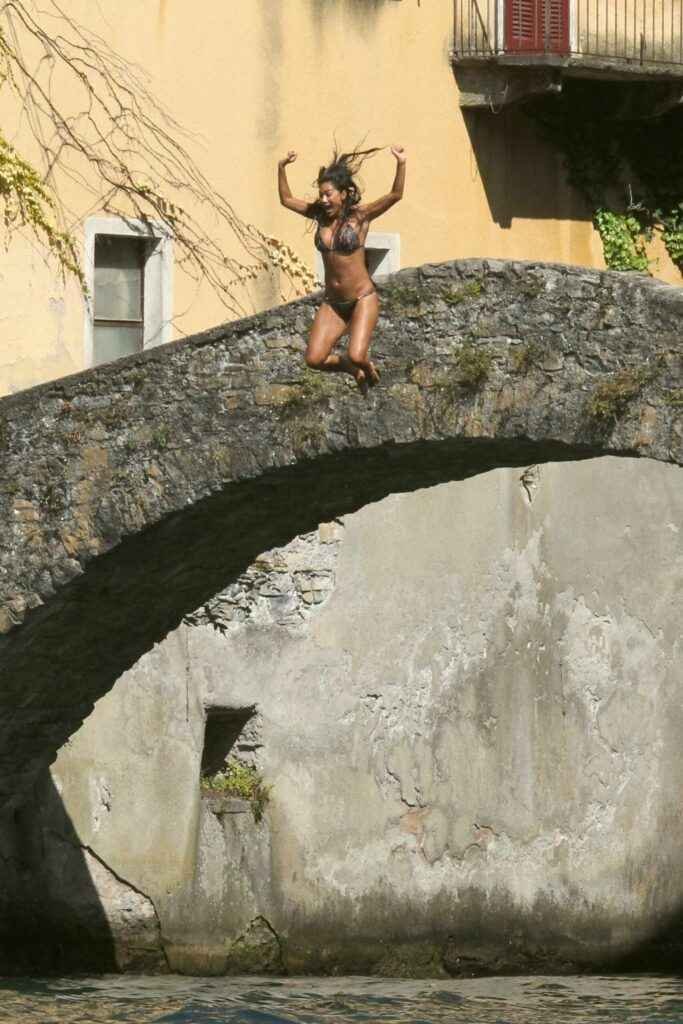 Nicole Scherzinger en bikini en Italie