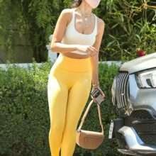 Eiza Gonzalez en leggings à West Hollywood