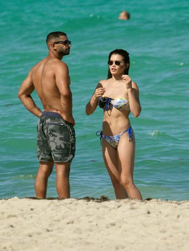 Paris Berelc en bikini à Miami