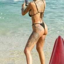 Tina Louise en bikini à Mykonos