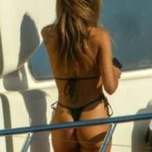 Vanessa Sierra en bikini à Mykonos